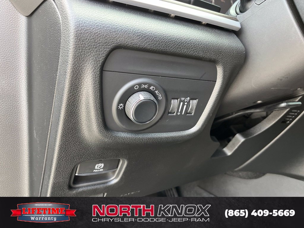 New 2027 Jeep Grand Cherokee 4WD image 7