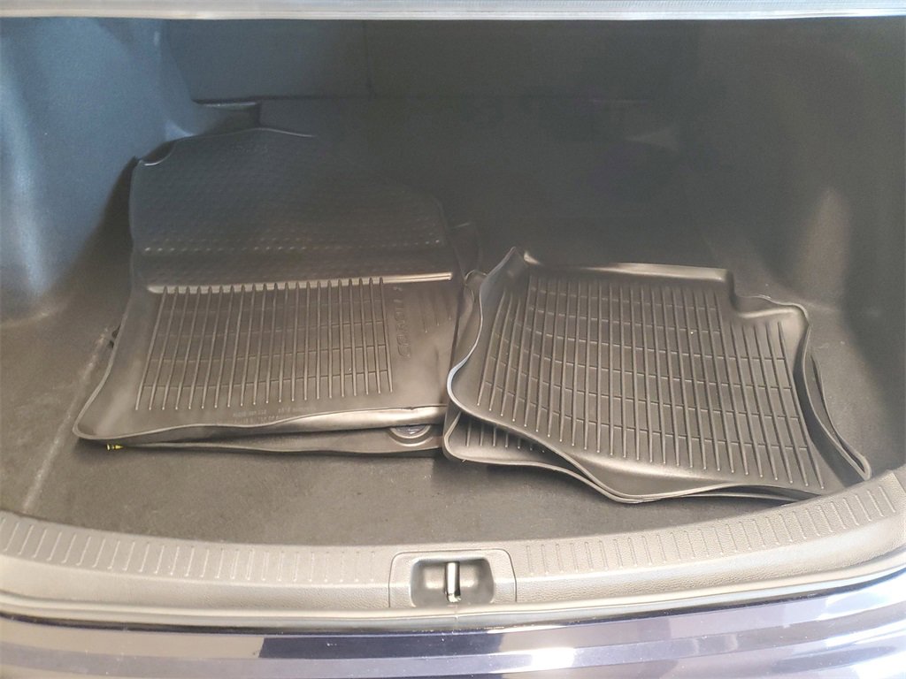 Used 2024 Toyota Corolla SE image 10