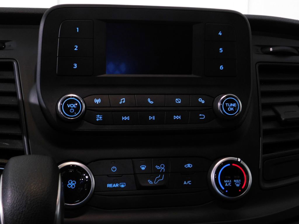 Used 2024 Ford Transit 250 Low Roof AWD w/ Exterior Upgrade Package image 56