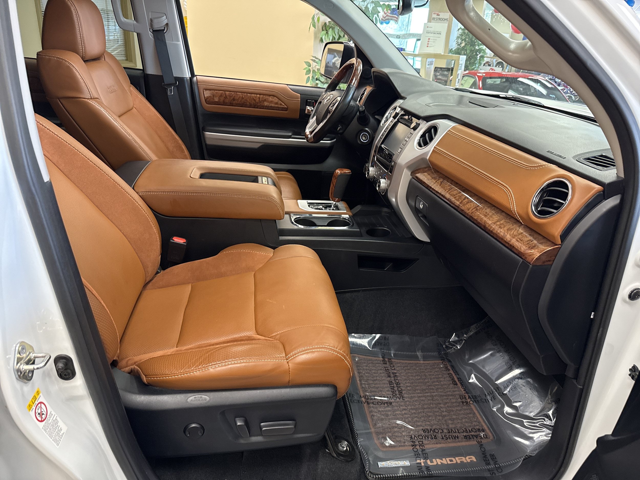Used 2018 Toyota Tundra Platinum AWD/4WD image 20