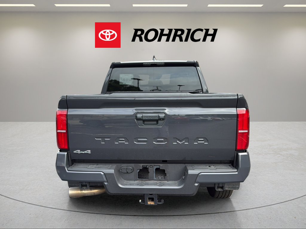 Certified 2025 Toyota Tacoma SR5 AWD/4WD image 7