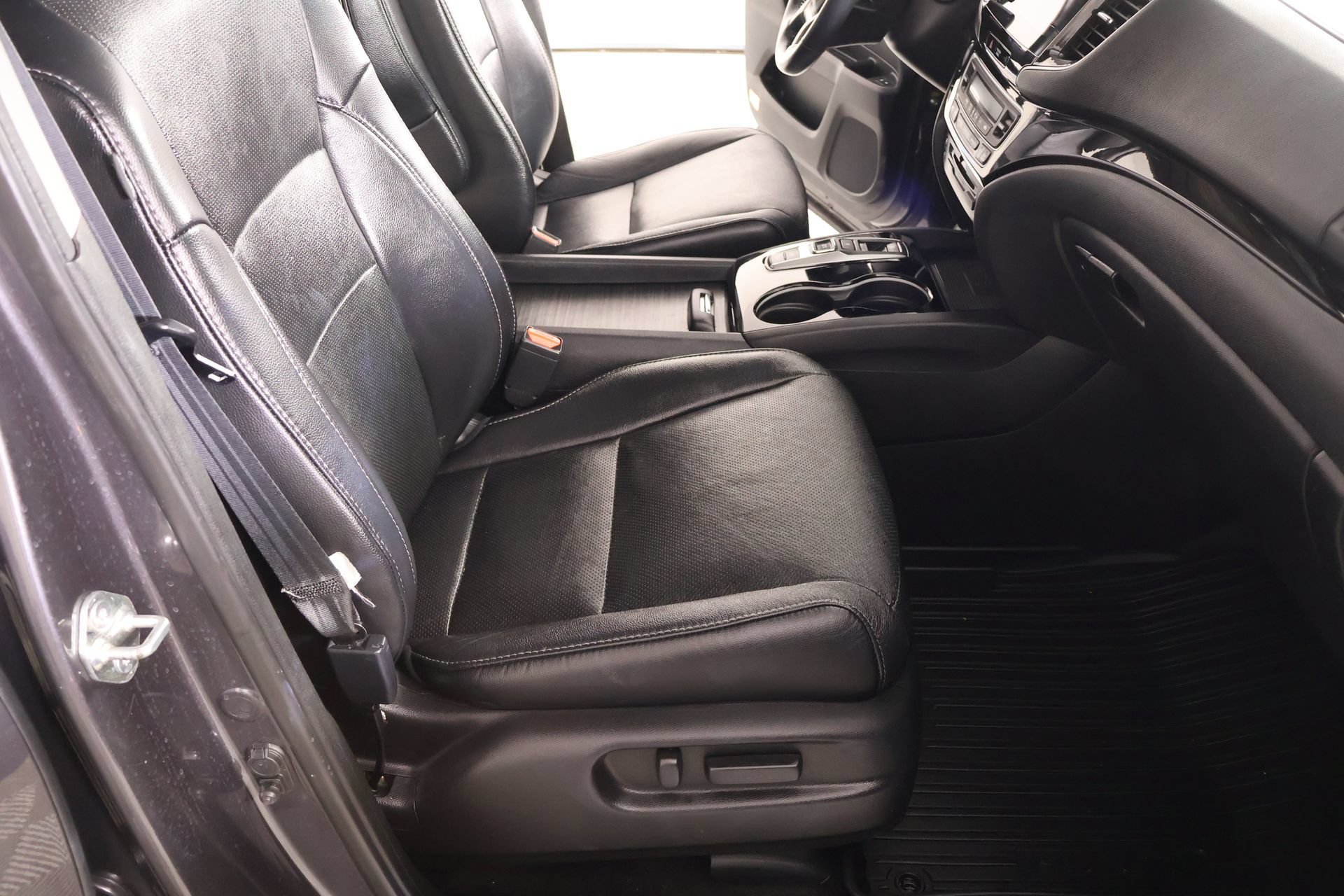 Used 2019 Honda Pilot Elite image 15