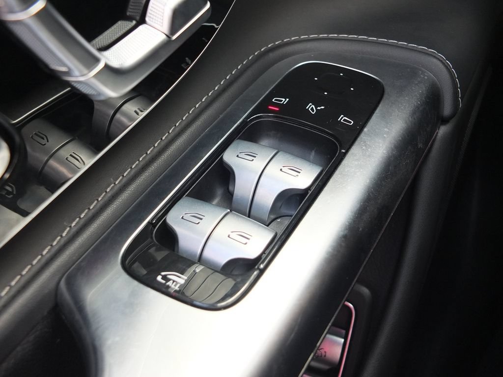 Used 2023 Mercedes-Benz SL 43 AMG image 43