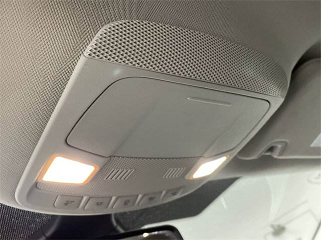 Used 2024 Ford Edge Titanium image 31