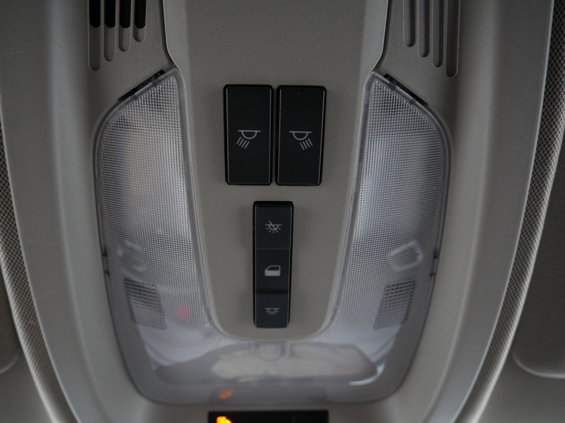 Used 2015 GMC Terrain SLE image 32