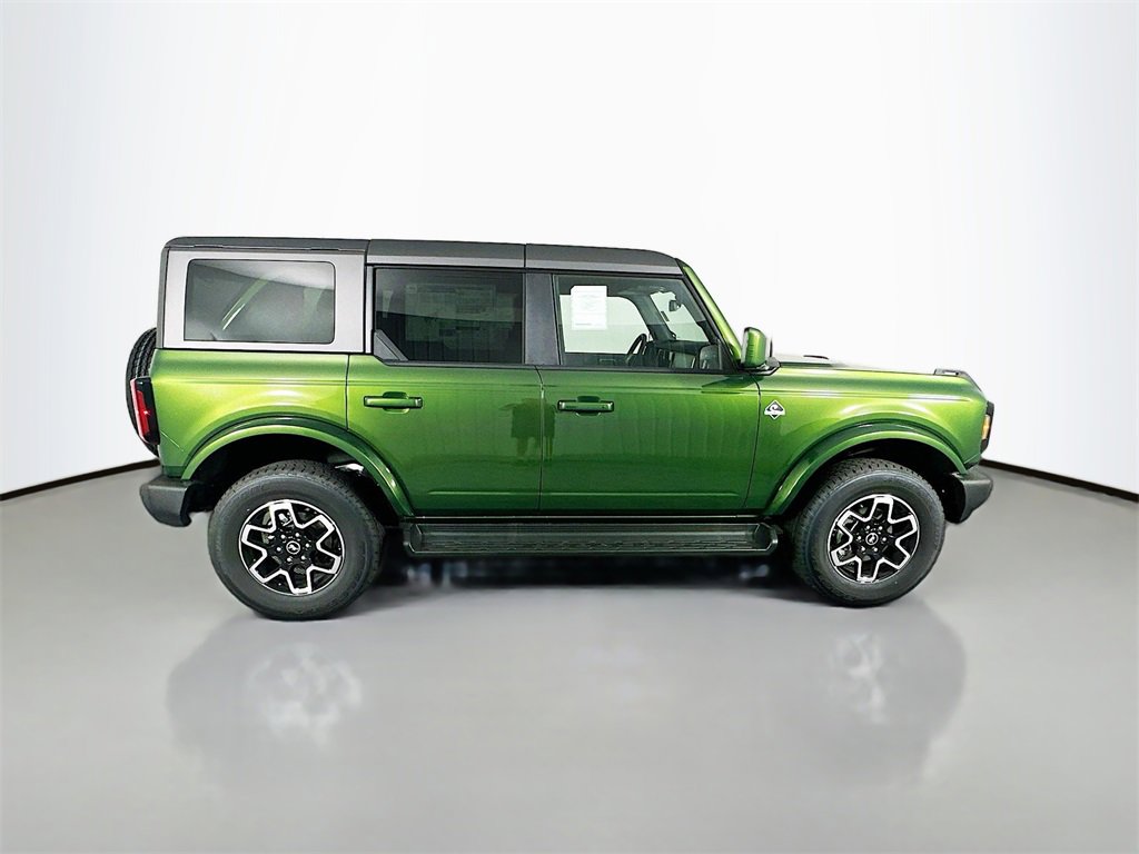 New 2025 Ford Bronco Outer Banks image 8