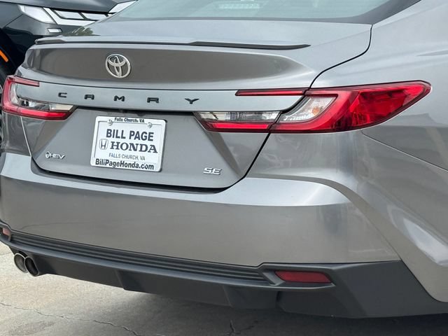 Used 2025 Toyota Camry SE FWD image 8