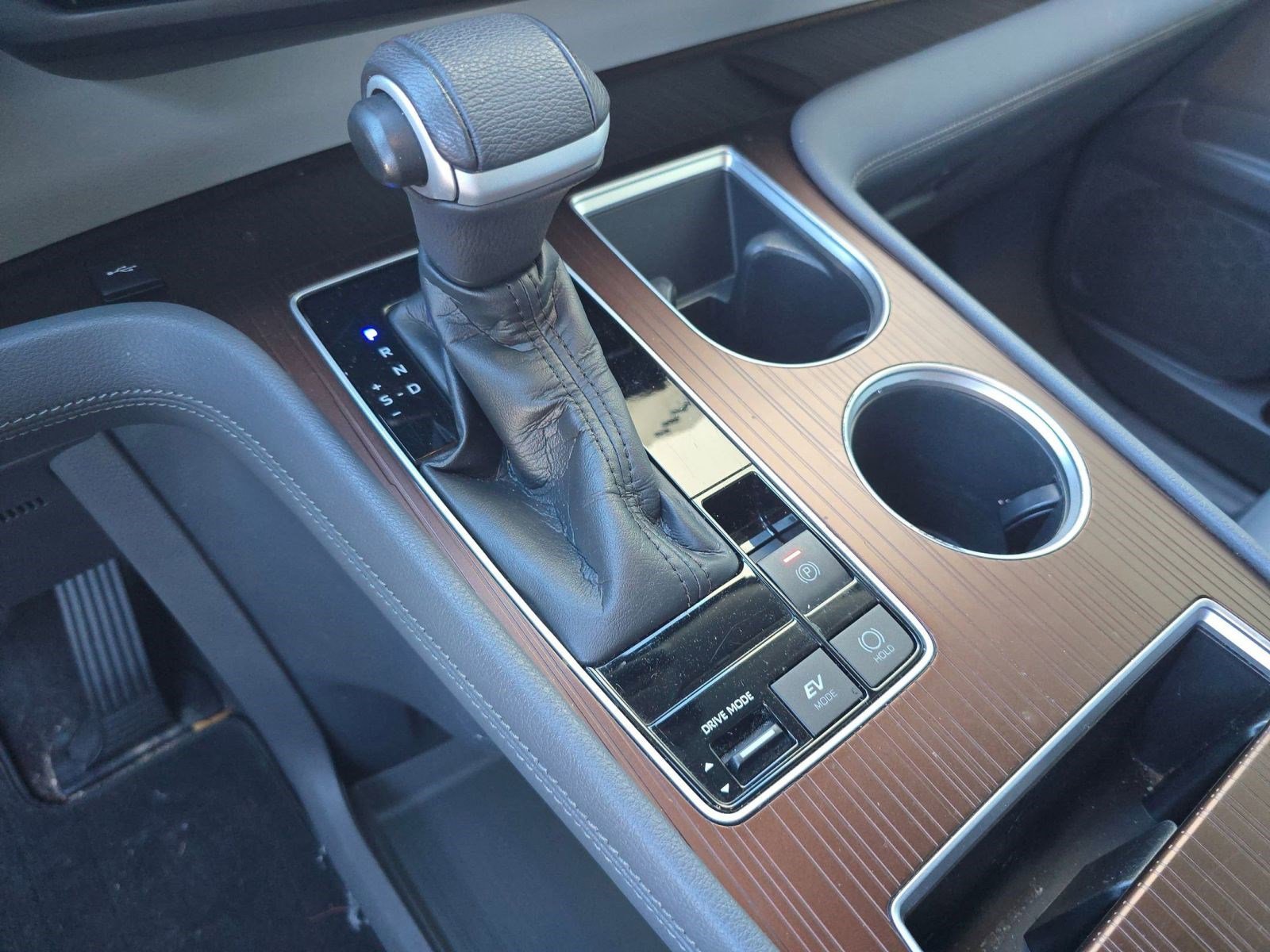 Used 2021 Toyota Sienna XLE image 15