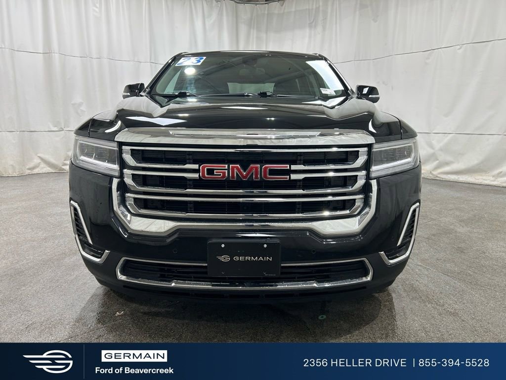 Used 2023 GMC Acadia SLE image 3