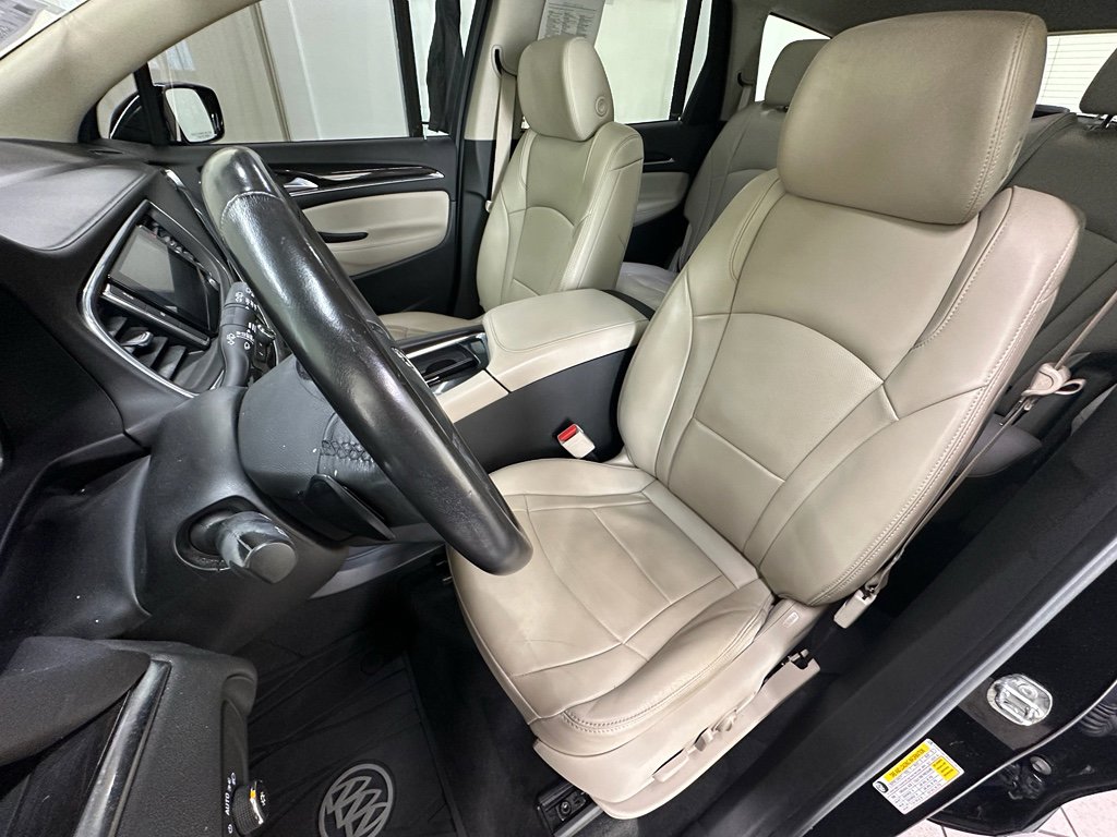 Used 2020 Buick Enclave Essence w/ Sport Touring Edition image 28