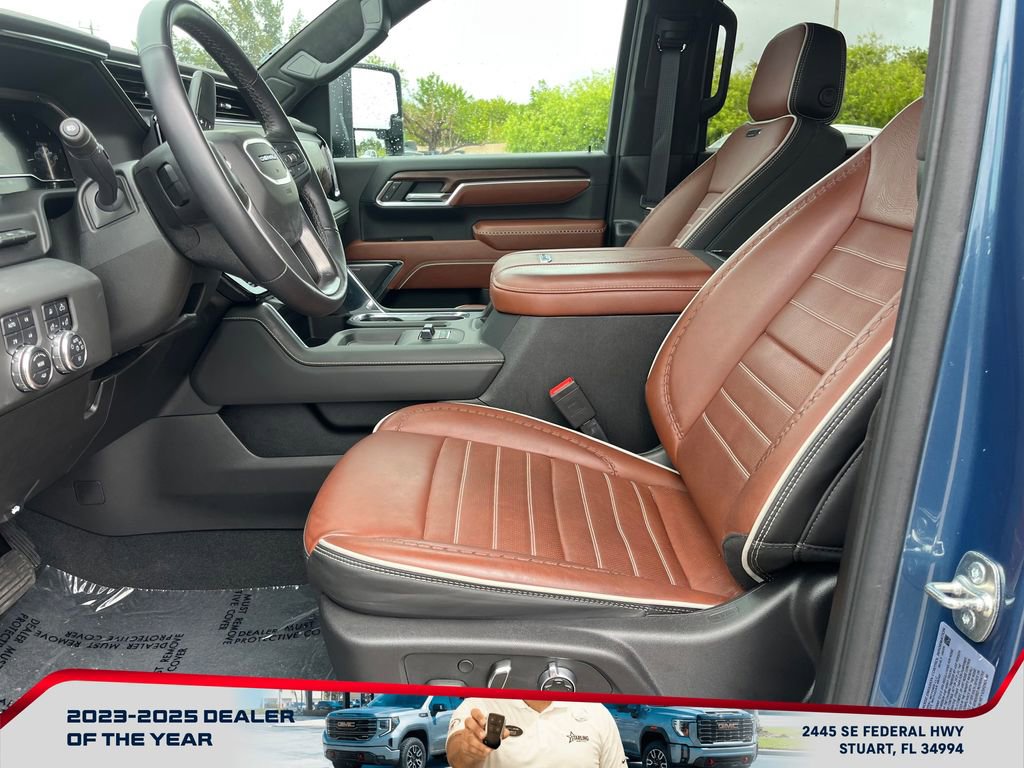 Used 2025 GMC Sierra 2500 Denali Ultimate image 9
