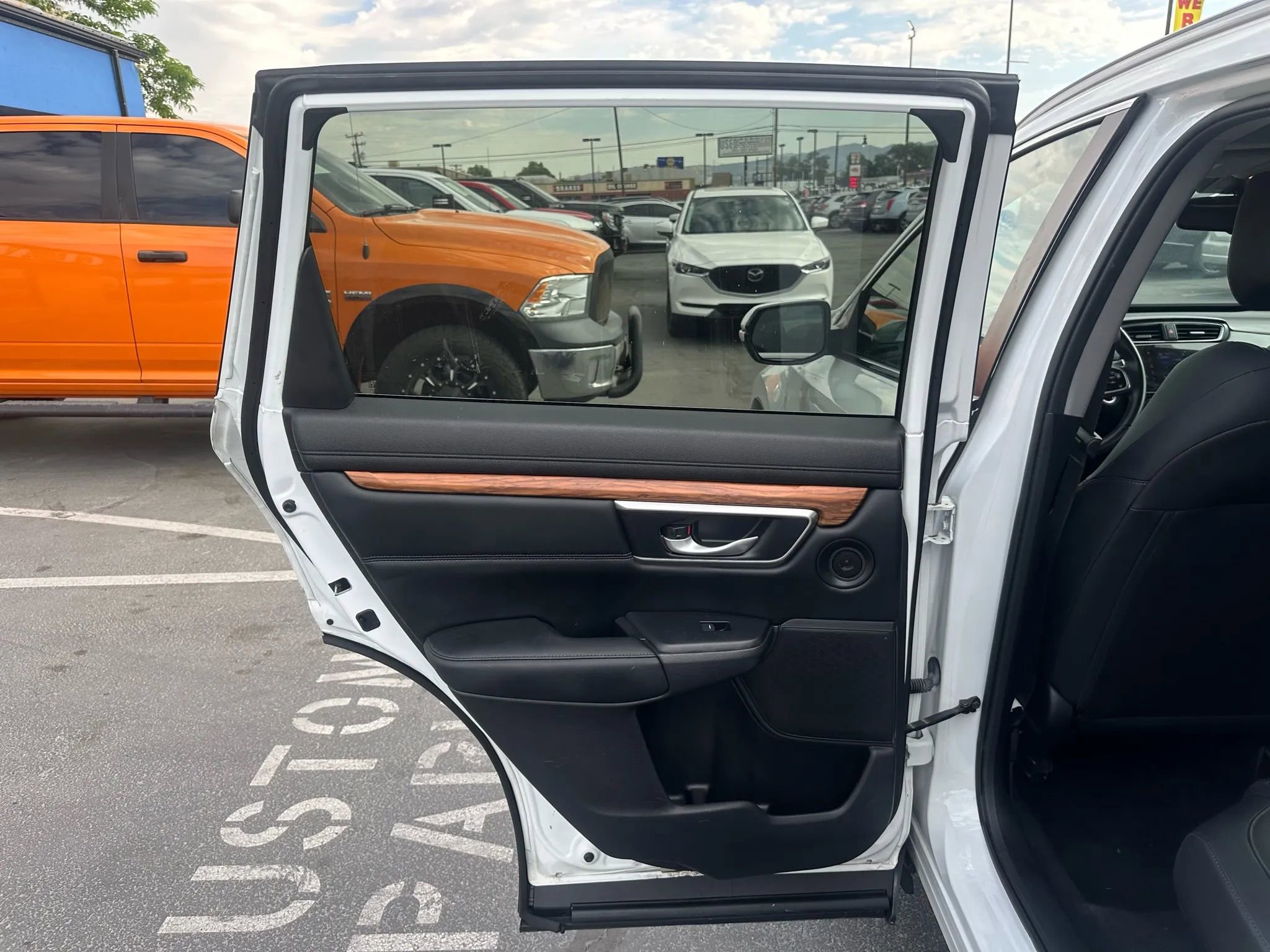 Used 2022 Honda CR-V Touring image 22