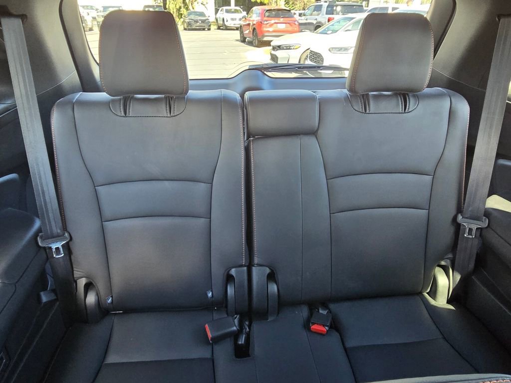 Certified 2022 Honda Pilot TrailSport image 17