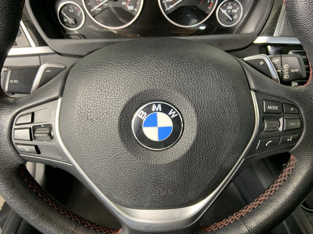 Used 2017 BMW 330i xDrive Wagon w/ Premium Package image 33