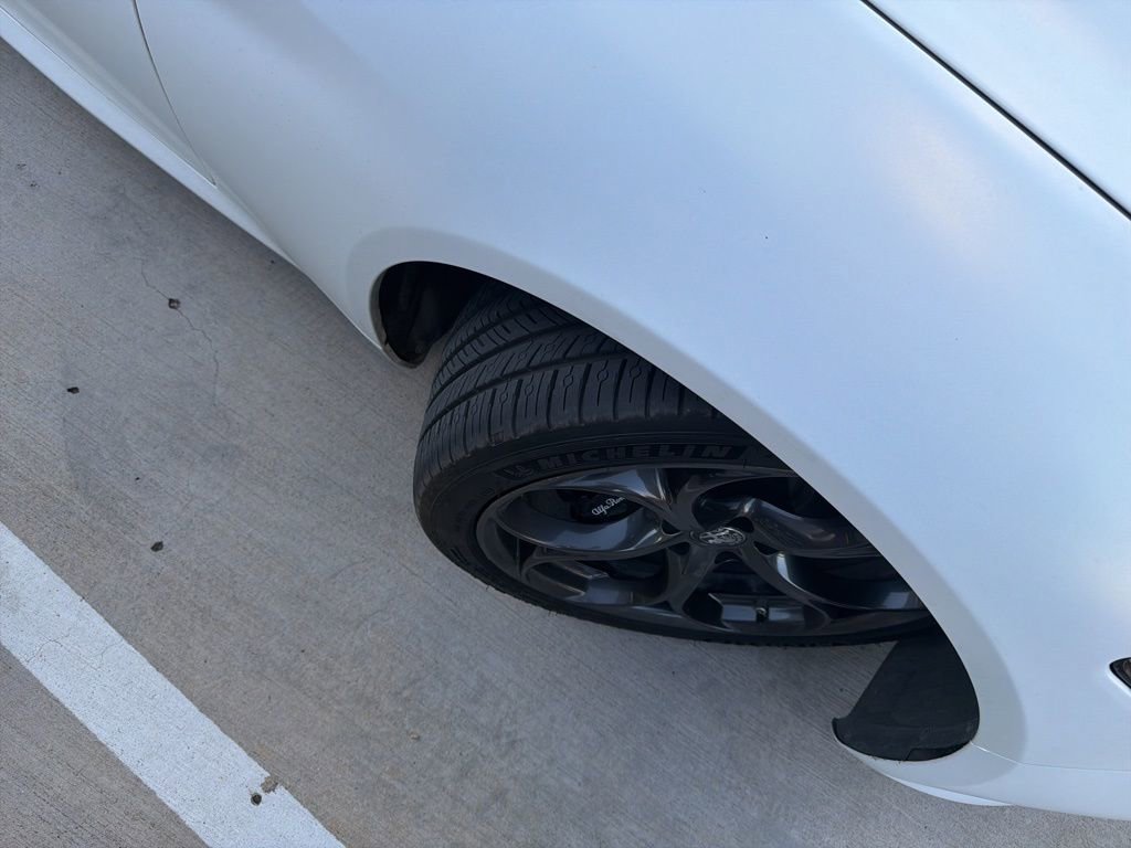 Used 2019 Alfa Romeo Giulia Ti Sport w/ Quick Order Package 22U Sport image 14