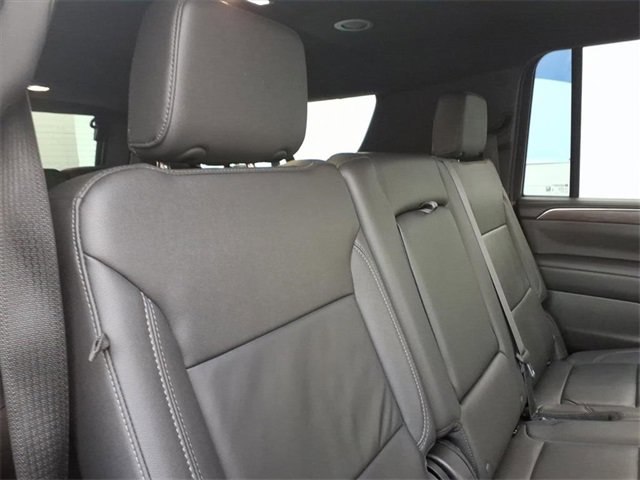 Used 2024 Chevrolet Suburban LT image 21