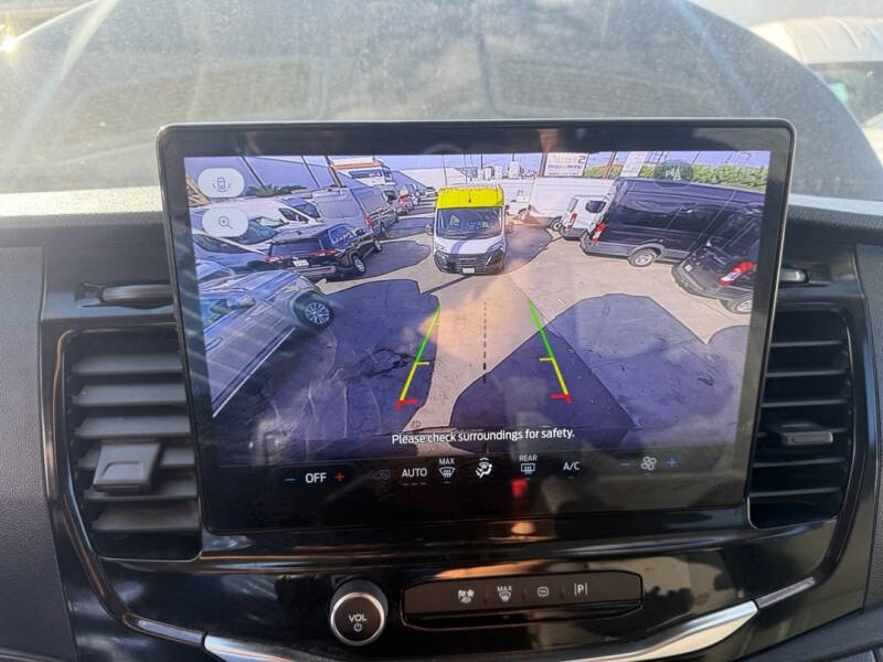 Used 2024 Ford Transit 350 XLT image 19