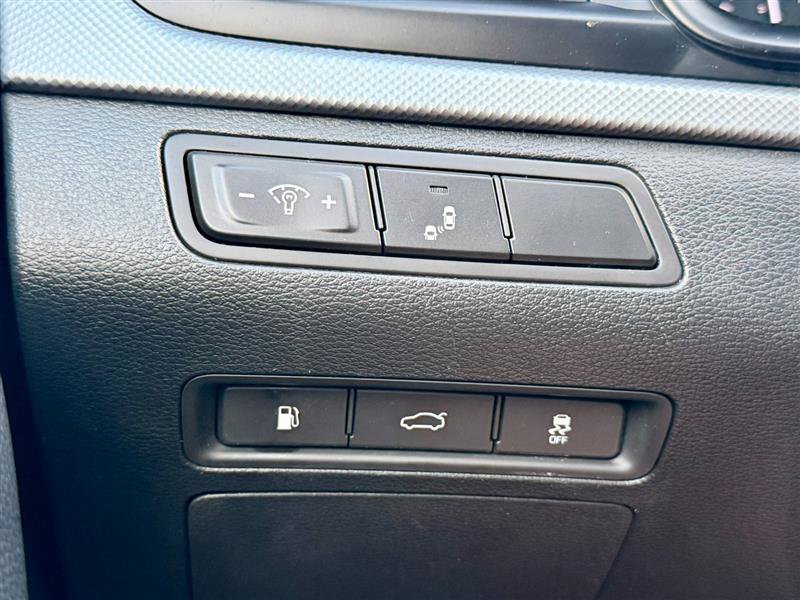 Used 2018 Hyundai Sonata SEL FWD image 18