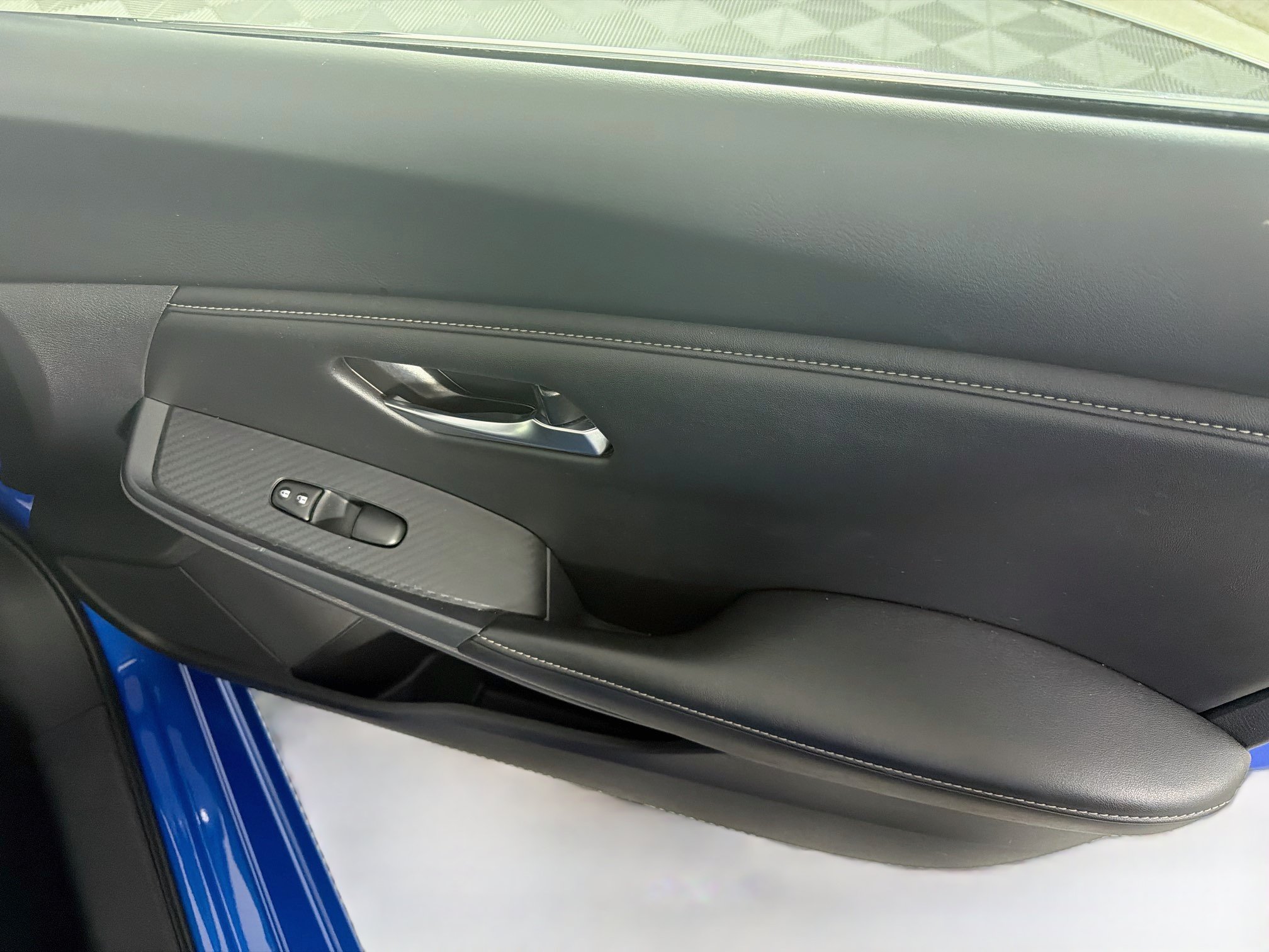 Used 2025 Nissan Sentra SV FWD image 29