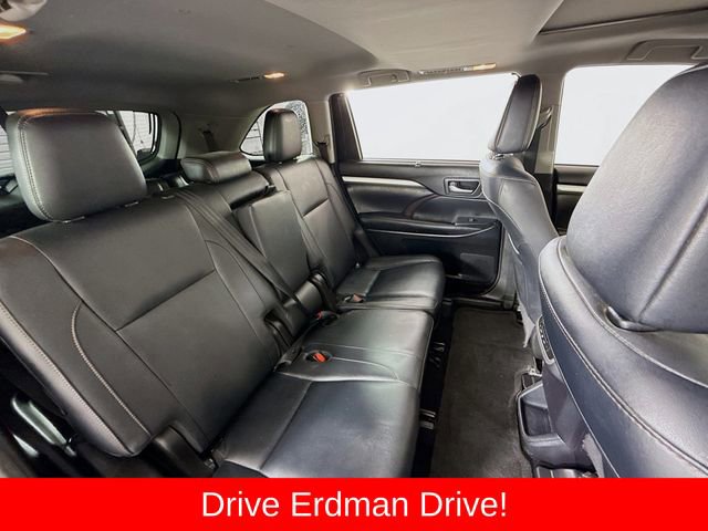 Certified 2018 Toyota Highlander XLE w/ Carpet Mat Package (TMS) image 27