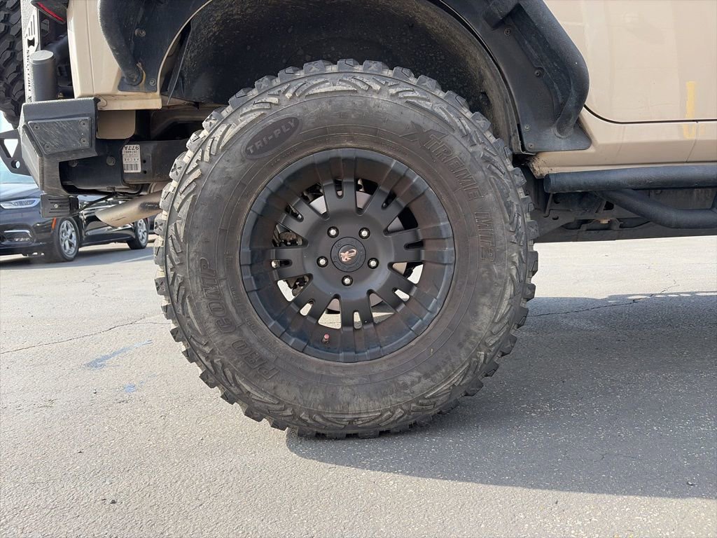 Used 2016 Jeep Wrangler Unlimited Sport w/ Connectivity Group image 9