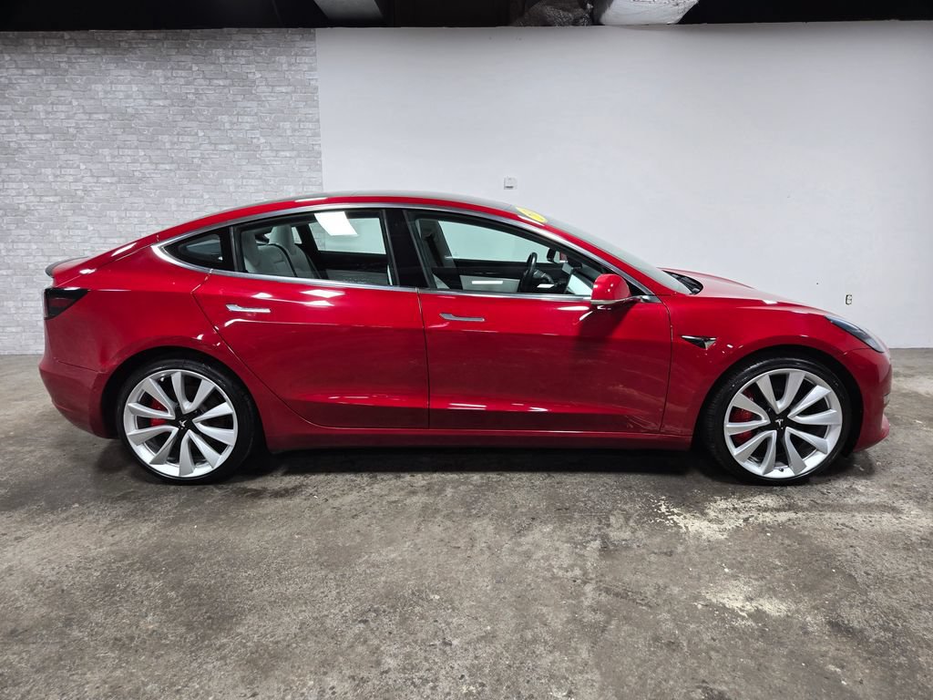 Used 2018 Tesla Model 3 Performance AWD/4WD image 3