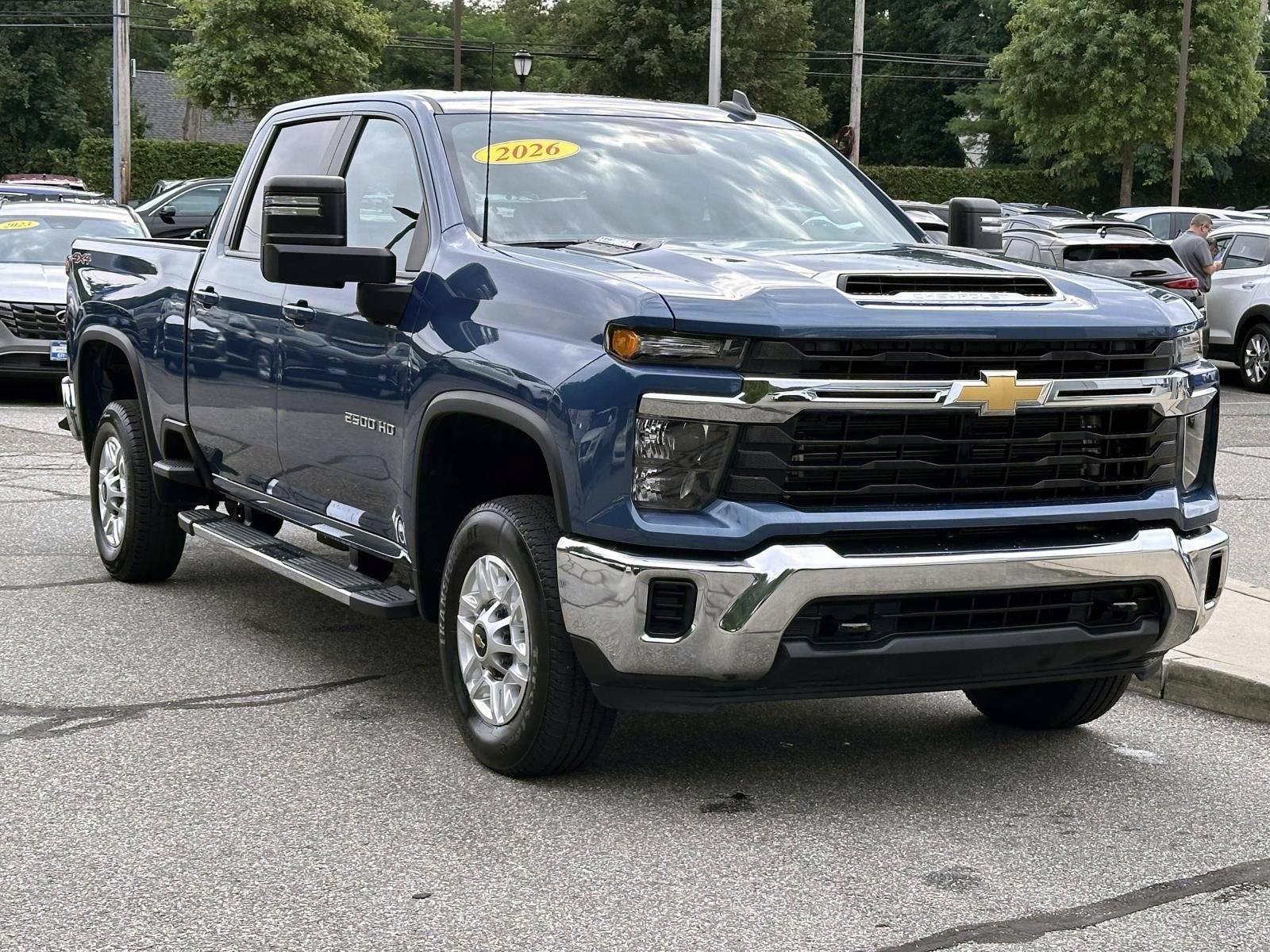 Used 2026 Chevrolet Silverado 2500 LT AWD/4WD image 5