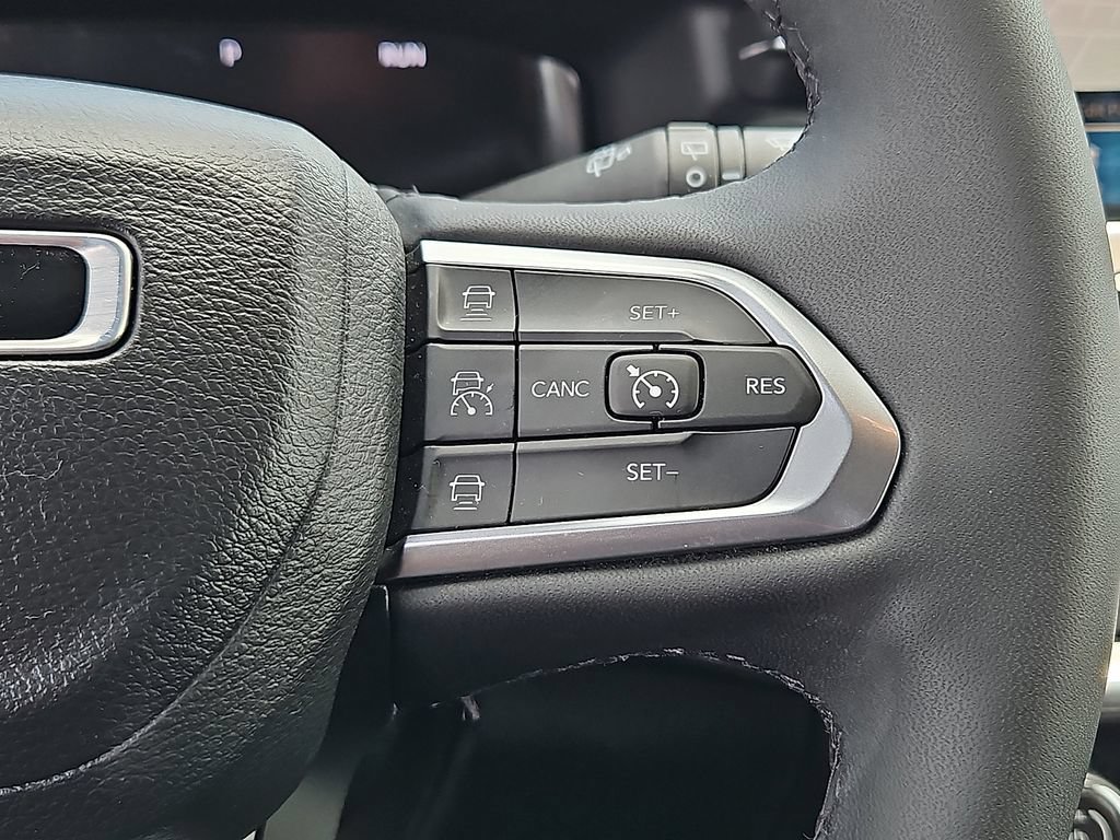 Certified 2023 Jeep Compass High Altitude AWD/4WD image 24