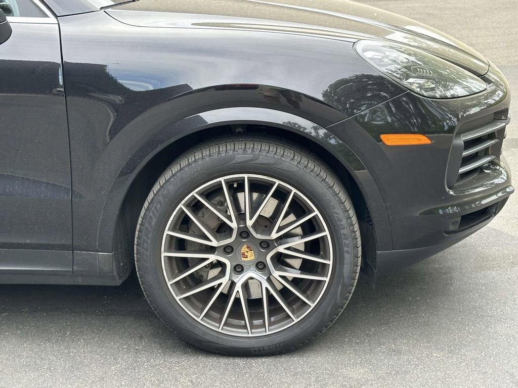 Certified 2019 Porsche Cayenne S AWD/4WD image 9