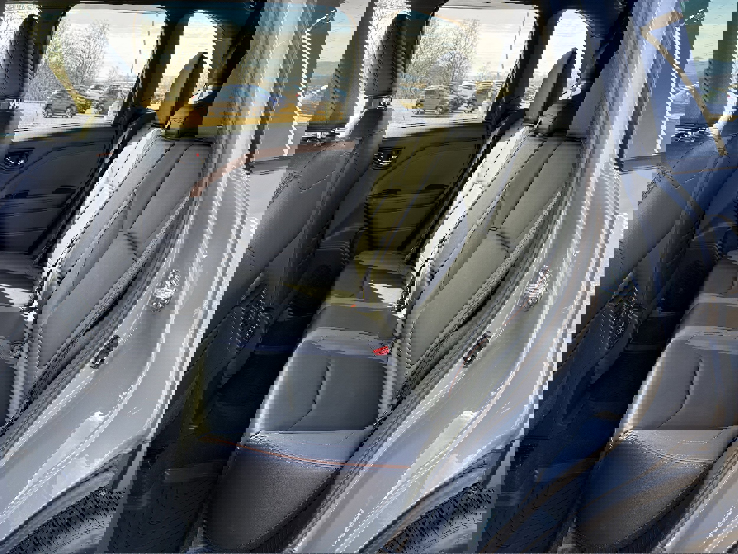 Used 2025 Subaru Forester Sport w/ Popular Package #2 image 31