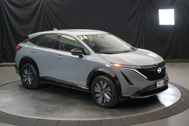 Used 2024 Nissan Ariya AWD image 2