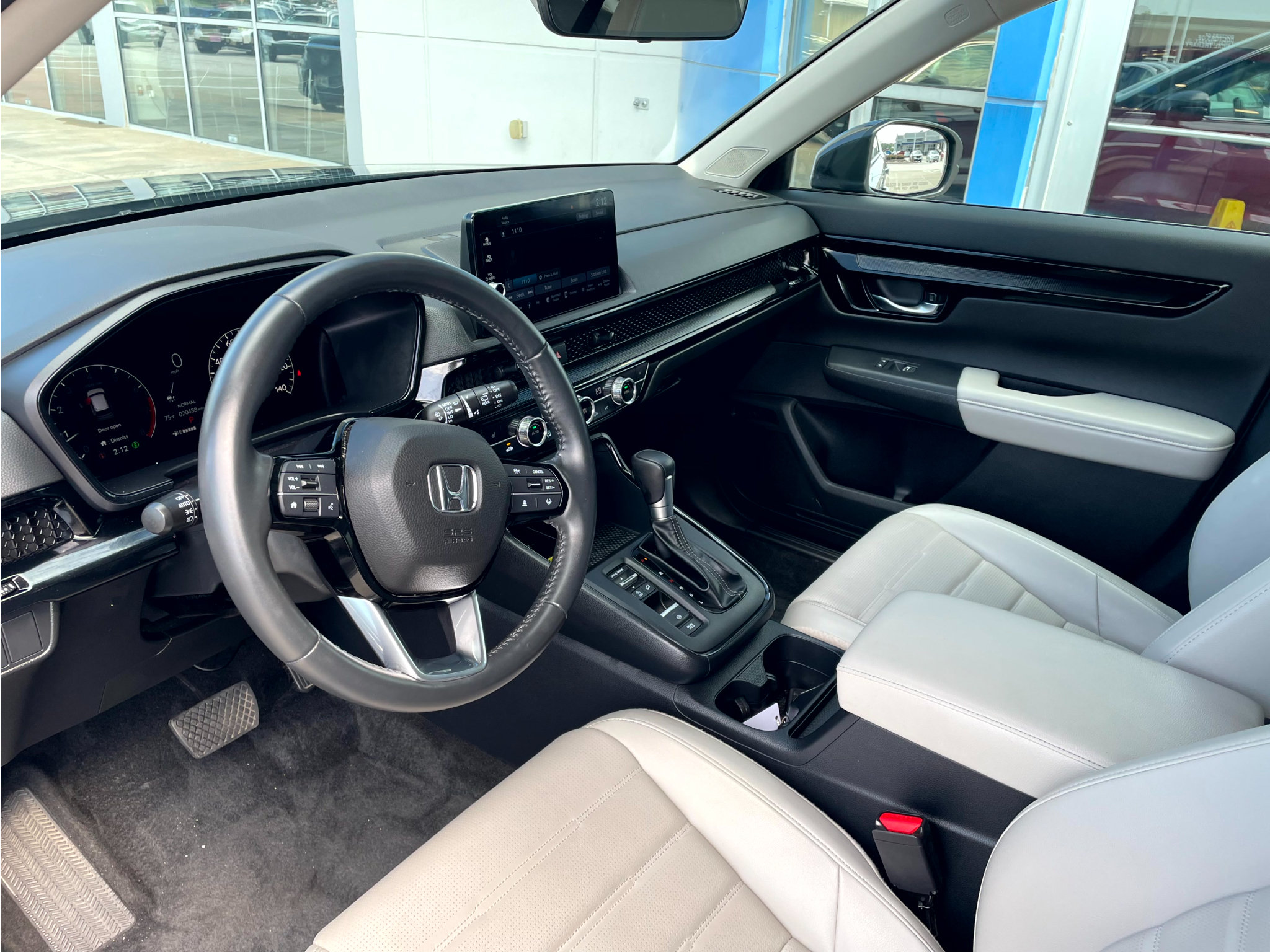 Used 2025 Honda CR-V EX-L image 13