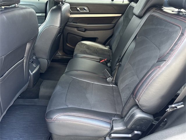 Used 2019 Ford Explorer XLT w/ Equipment Group 202A image 29