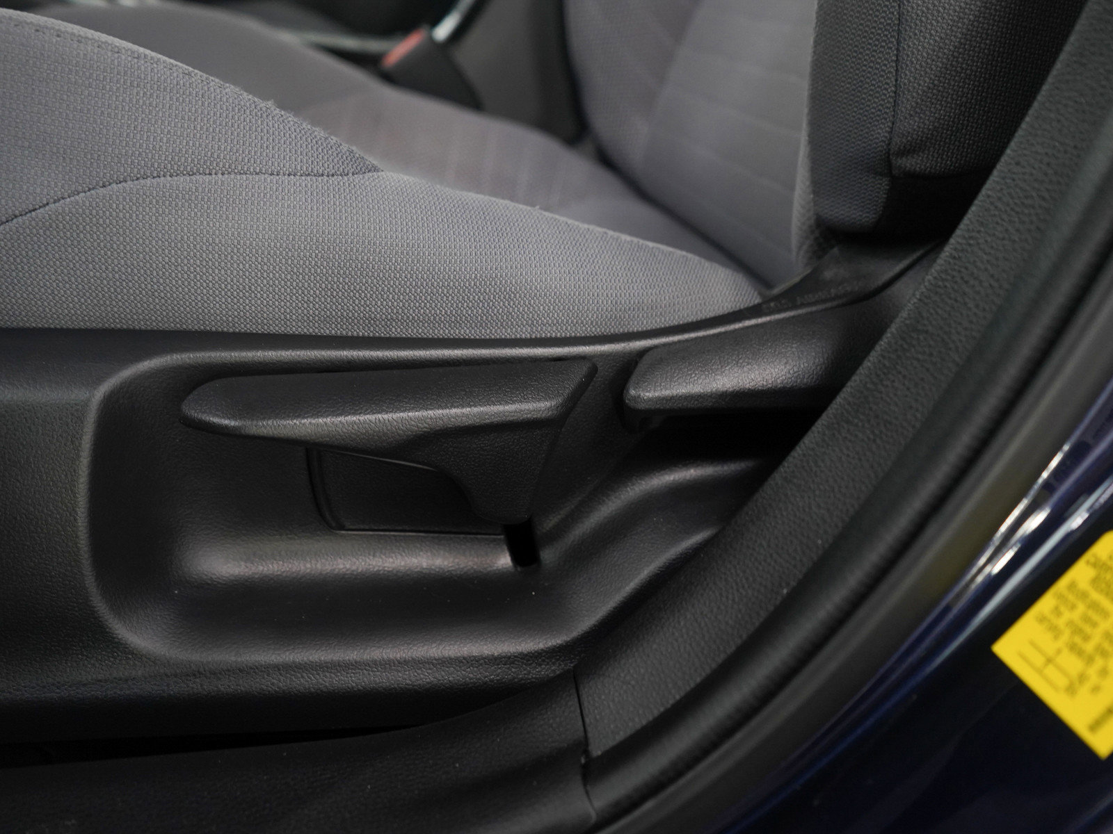 Used 2023 Toyota Corolla SE image 22