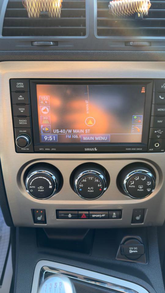 Used 2014 Dodge Challenger SRT8 w/ Harman/Kardon Audio Group image 37