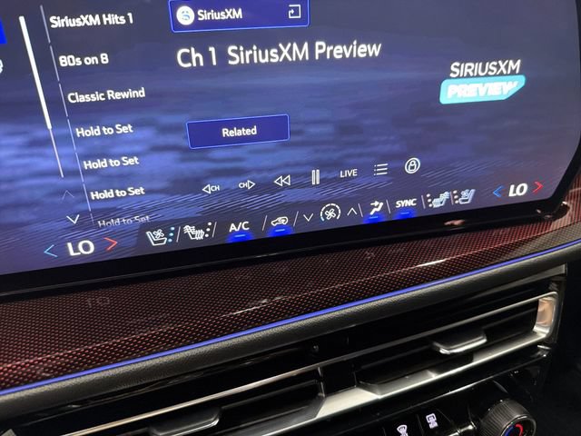 Certified 2026 Chevrolet Traverse RS w/ LPO, Floor Liner Package FWD image 33