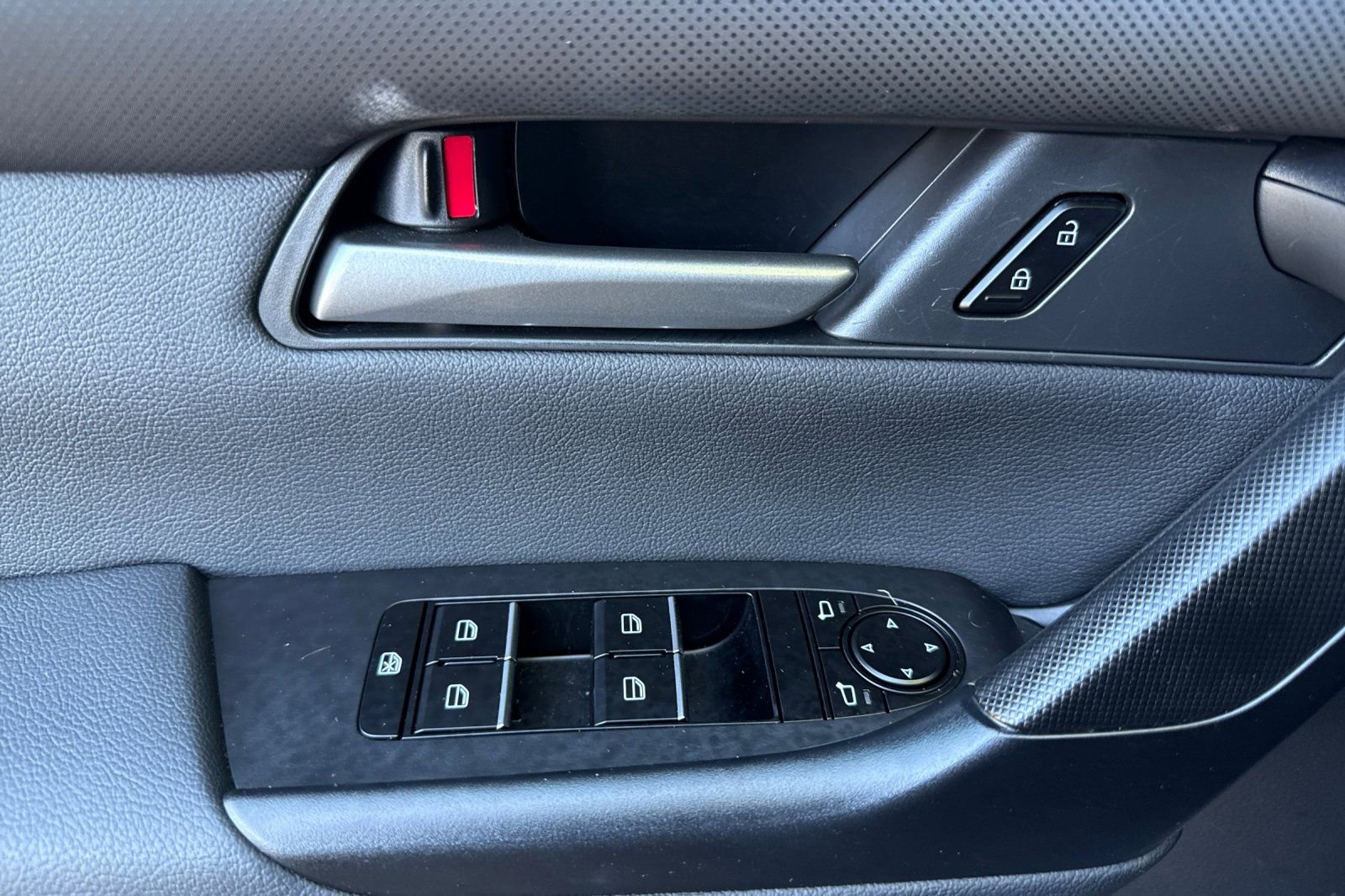 Certified 2025 MAZDA CX-50 2.5 Hybrid w/ Cargo Package image 13