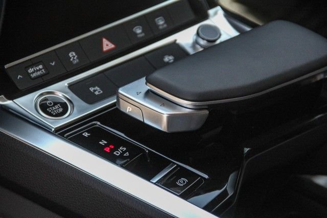 Certified 2023 Audi e-tron Premium w/ Convenience Plus Package image 20
