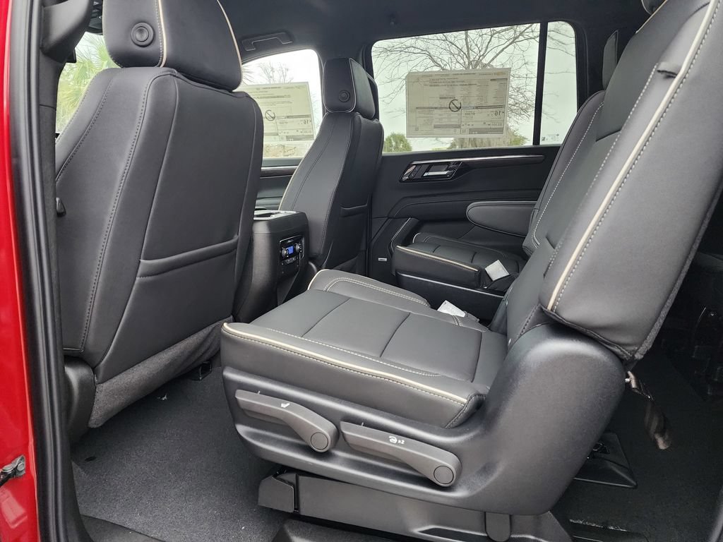 New 2025 Chevrolet Suburban Premier AWD/4WD image 23