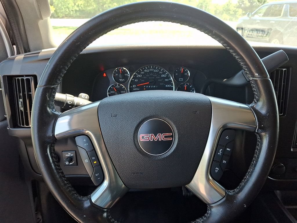Used 2019 GMC Savana 2500 Extended w/ Enhanced Convenience Package RWD image 18