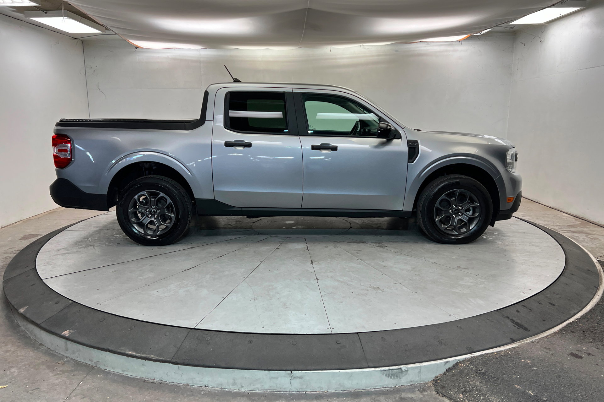 Used 2024 Ford Maverick XLT w/ XLT Luxury Package image 7