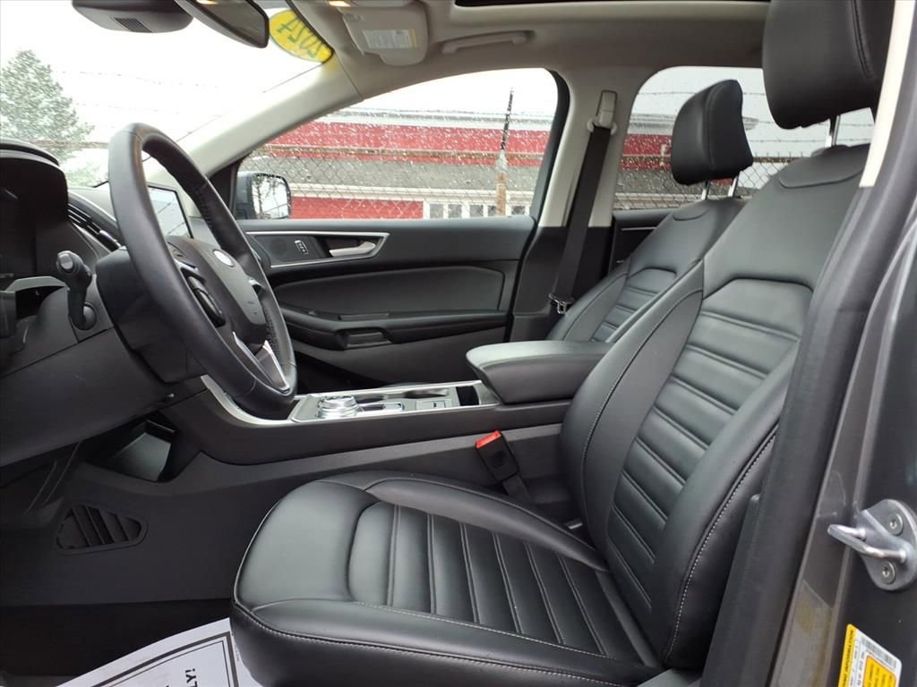 Certified 2024 Ford Edge SEL w/ Convenience Package image 14