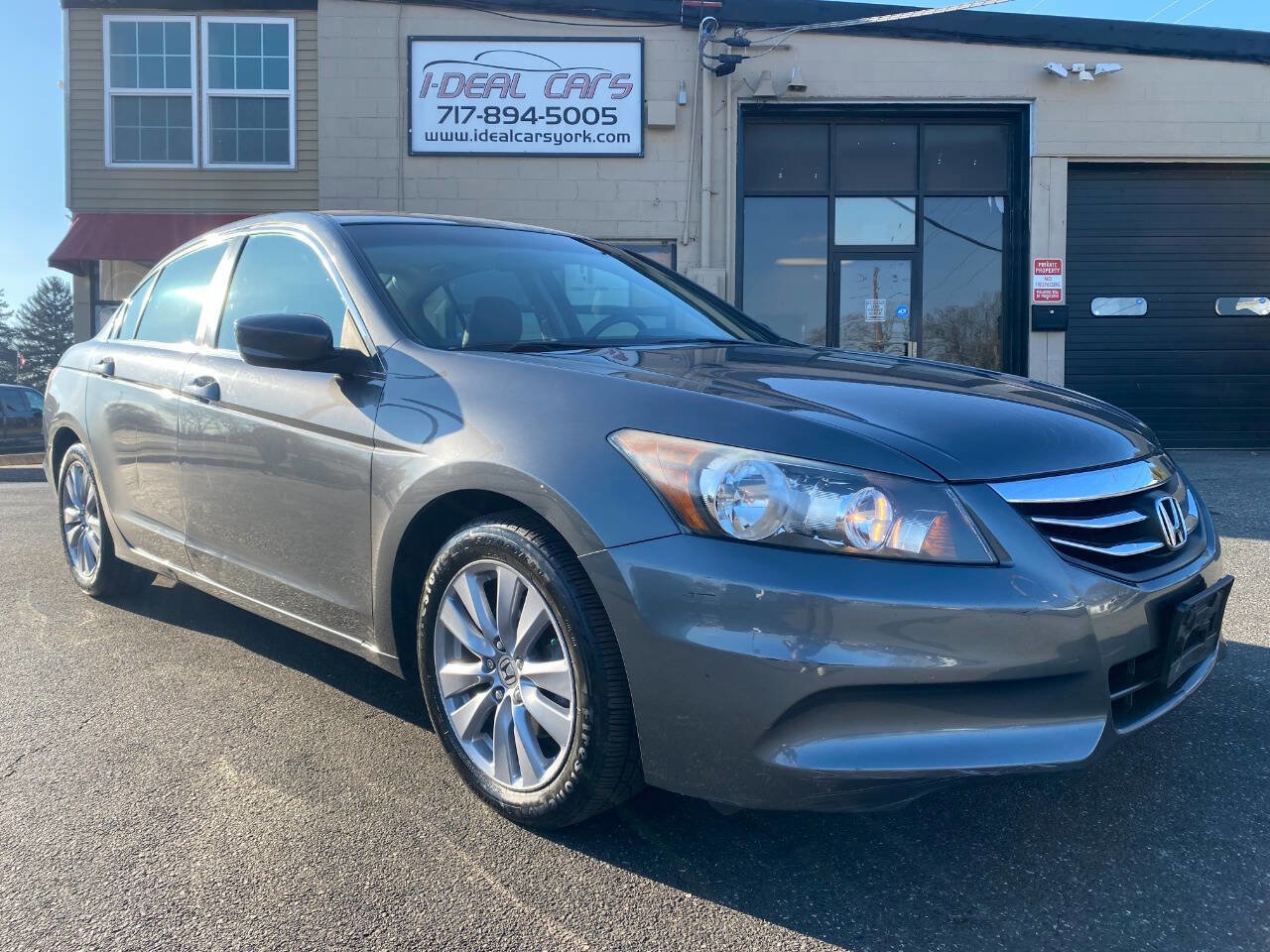 Used 2011 Honda Accord EX image 36