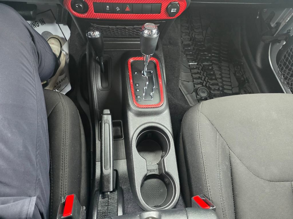 Used 2016 Jeep Wrangler Sport image 16