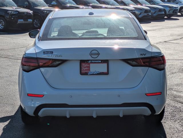 Used 2024 Nissan Sentra SV FWD image 5