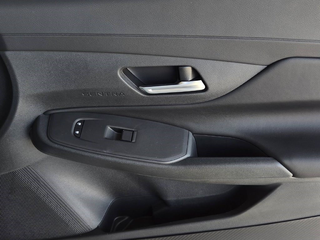 New 2027 Nissan Sentra SV w/ Floor Mat Package FWD image 8