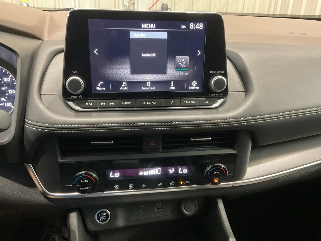 Used 2023 Nissan Rogue SV AWD/4WD image 17
