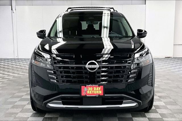 New 2026 Nissan Pathfinder Platinum image 16