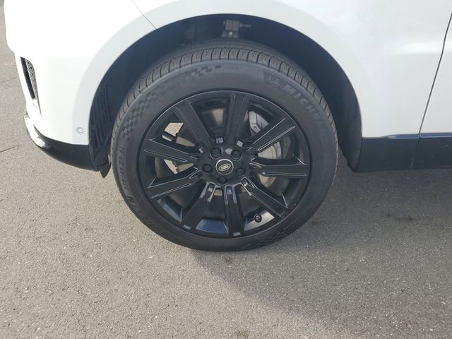 Used 2020 Land Rover Range Rover Sport HSE image 4