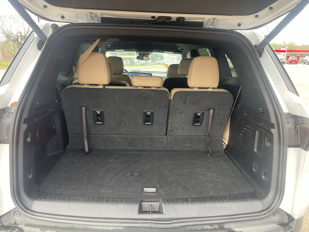 Used 2025 Buick Enclave Preferred image 8